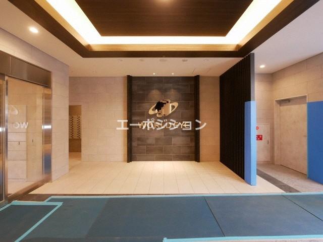 ワールドアイ難波南ポルタ