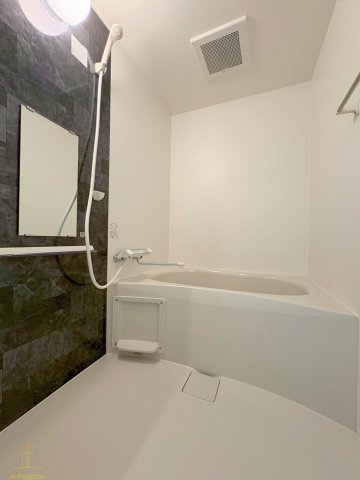 京橋オリエンタルキューブ