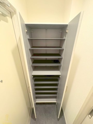 京橋オリエンタルキューブ