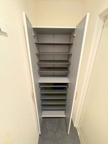 京橋オリエンタルキューブ