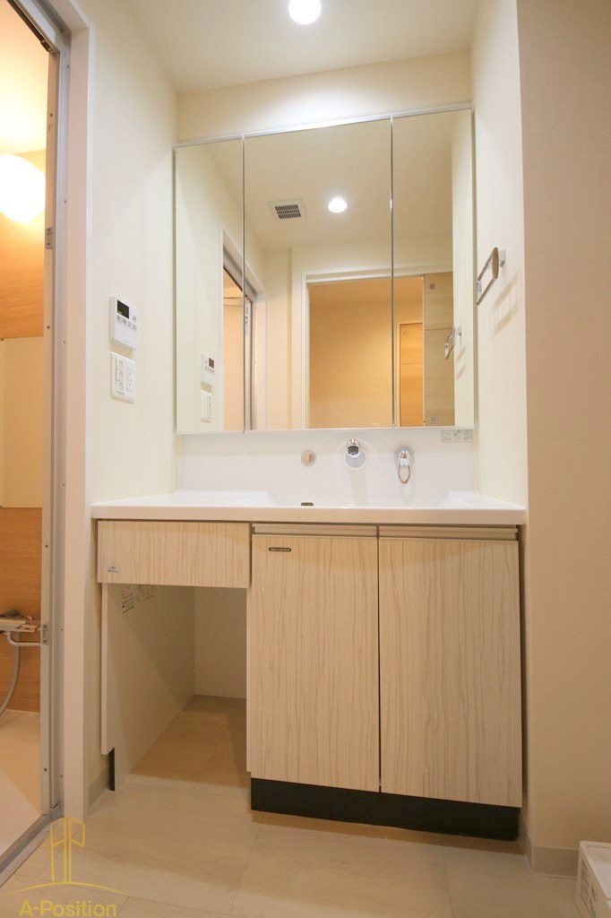 INOYA BLDG RESIDENCE