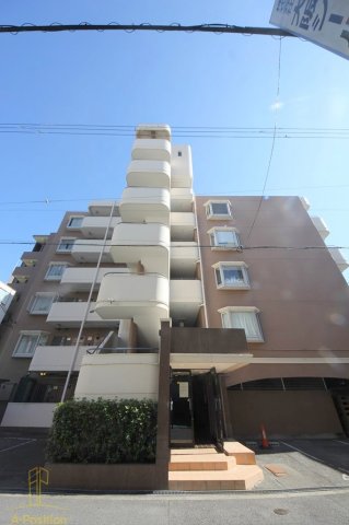 リバティハウス