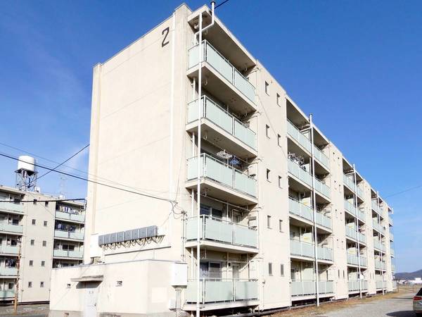 倉敷市真備町有井の賃貸マンションの外観 倉敷市真備町有井の賃貸マンションの外観