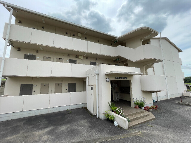 倉敷市三田の賃貸マンション