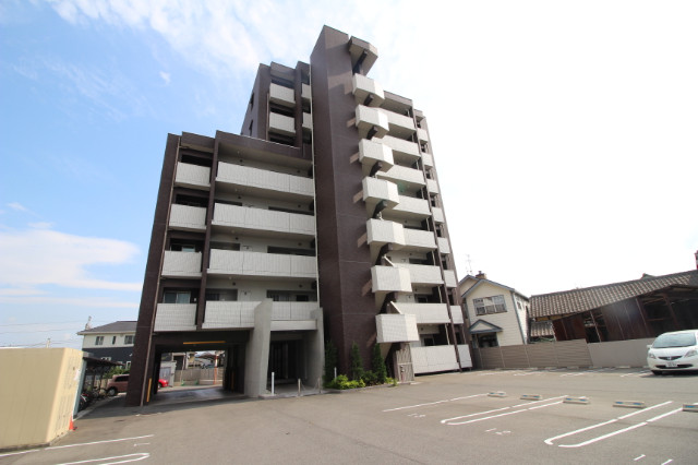 倉敷市西阿知町の賃貸マンション