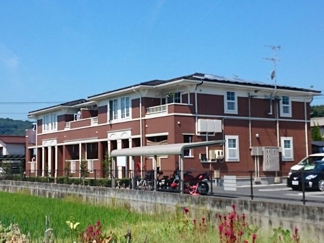 岡山市北区辛川市場の賃貸アパート