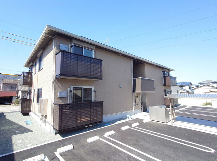 ツィールの外観 ツィールの外観