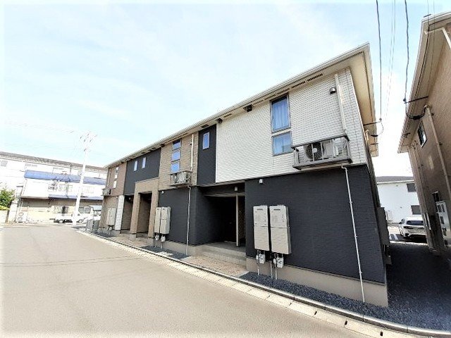 メゾンリヴィエールF