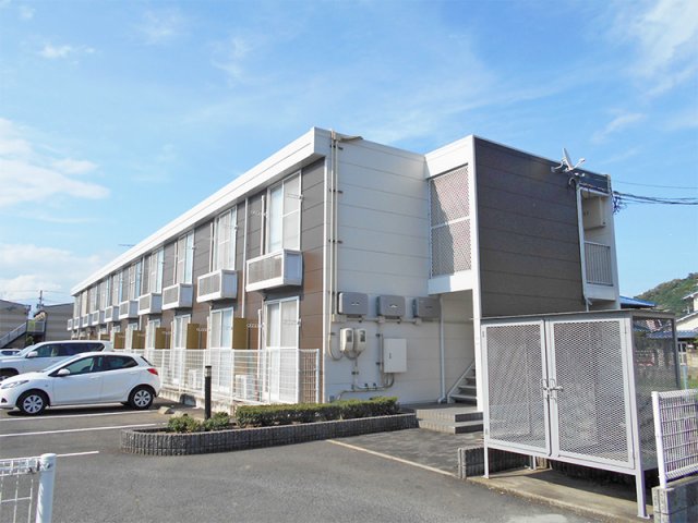 レオパレスハピネス