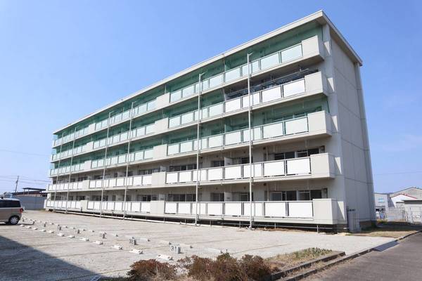 ビレッジハウス仁尾2号棟の外観 ビレッジハウス仁尾2号棟の外観