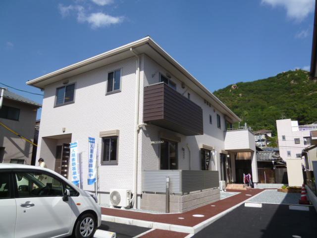 玉野市玉2丁目の賃貸アパートの外観 玉野市玉2丁目の賃貸アパートの外観