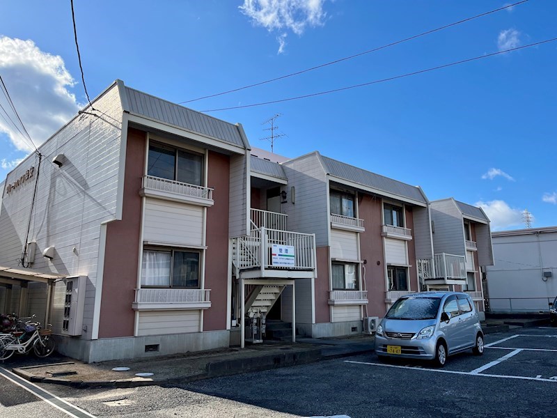 岡山市北区花尻みどり町の賃貸アパート