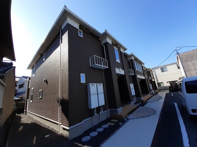 岡山市南区豊成２丁目の賃貸アパート