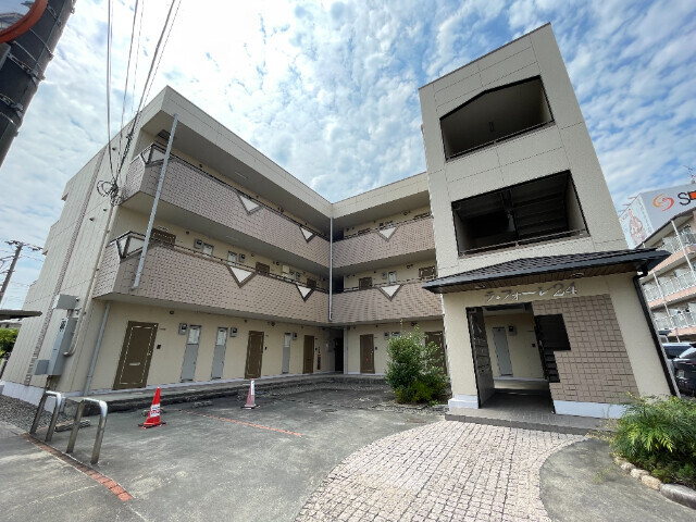 ラ・フォーレ24