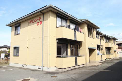 グランシード加藤A棟