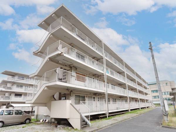 ビレッジハウス有城3号棟の外観