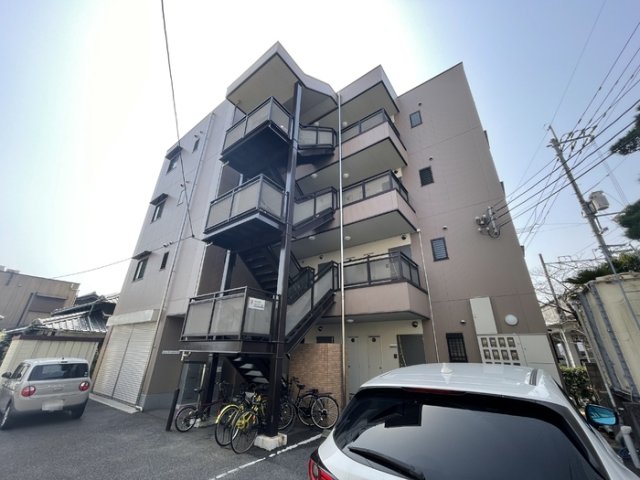 ビューティリメイン　D棟