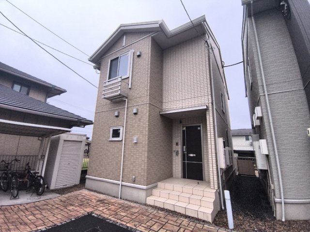 ハートハウスⅤ　Ａ棟