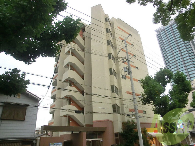 ベルフェリーク新神戸の外観