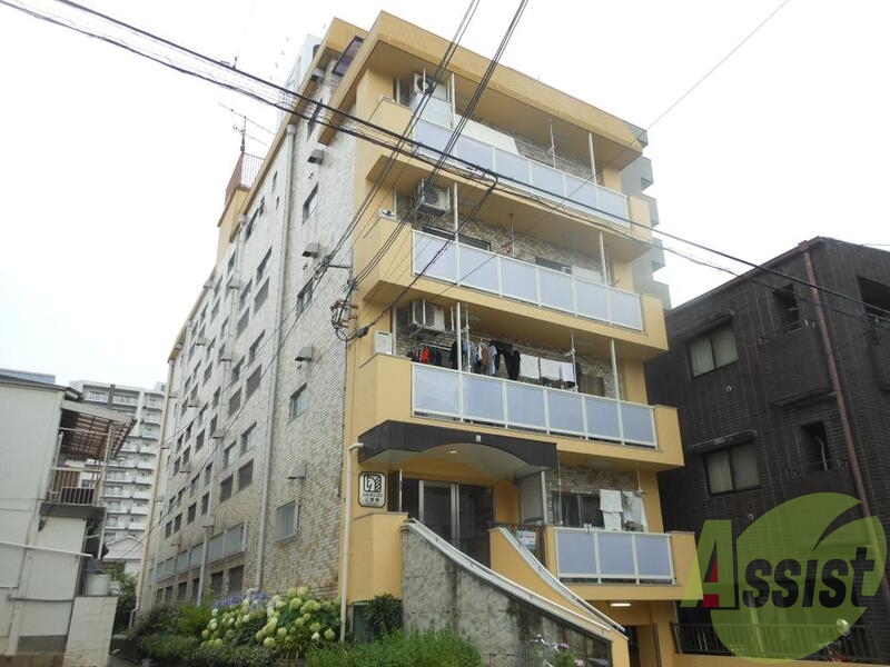 サンビルダー三宮東の外観