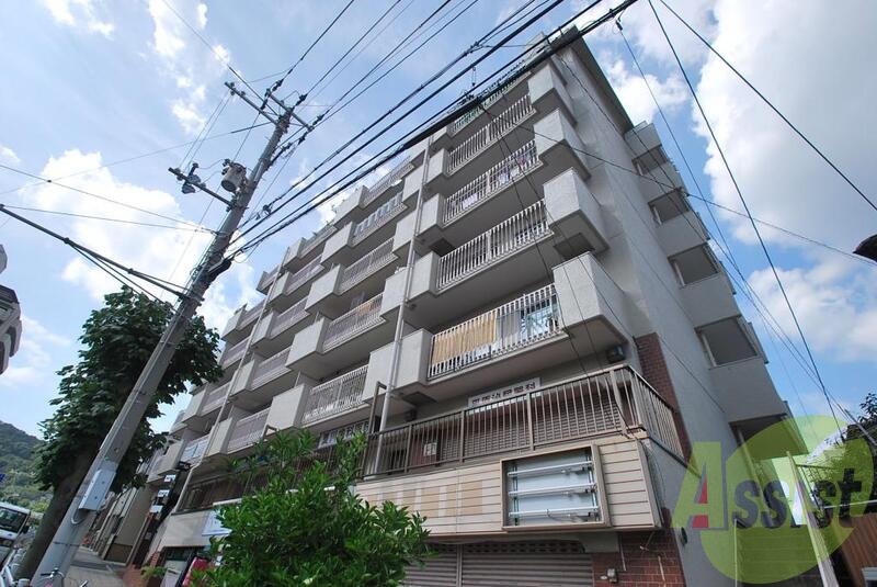 メゾンドール湊川の外観