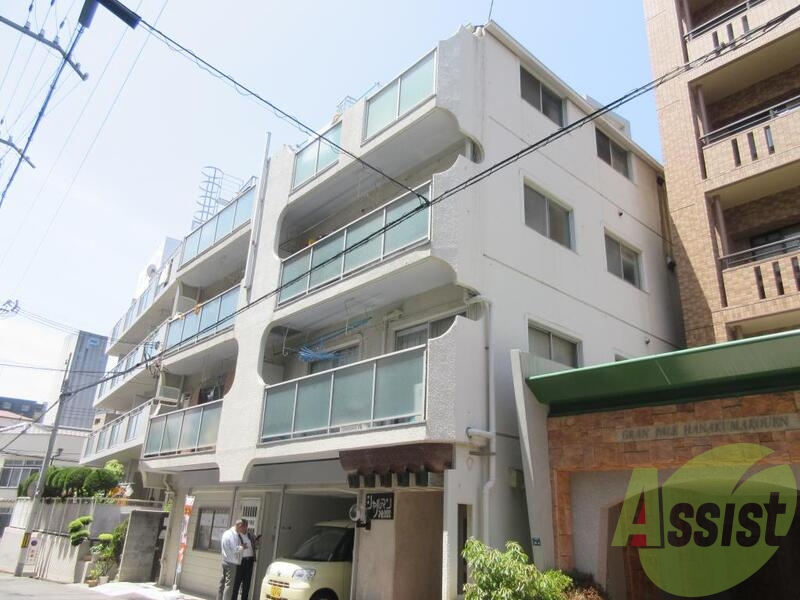シャルマン花隈の外観