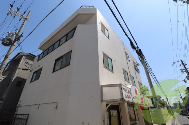 本庄ハイツの外観