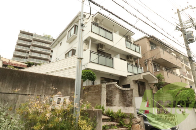 神戸市東灘区岡本１丁目の賃貸マンションの外観