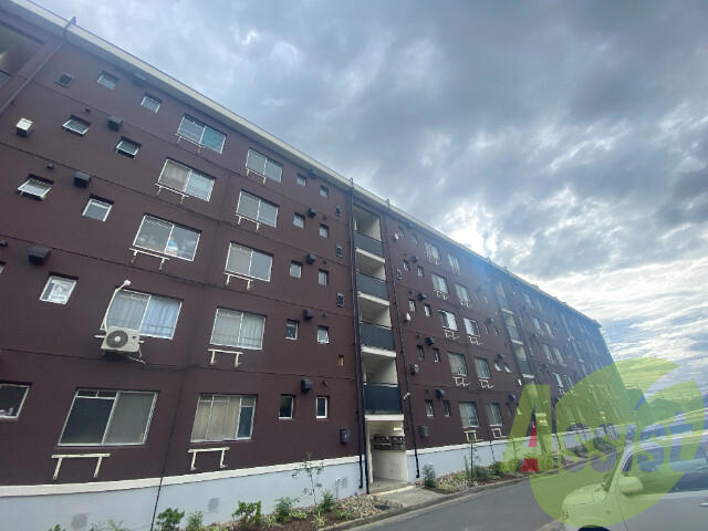 高津橋農住団地C棟の外観