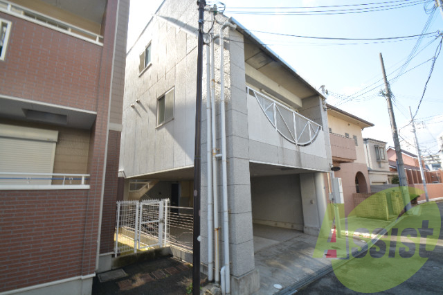 コートアベニューの外観