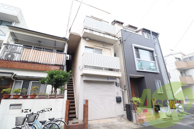中野マンションの外観