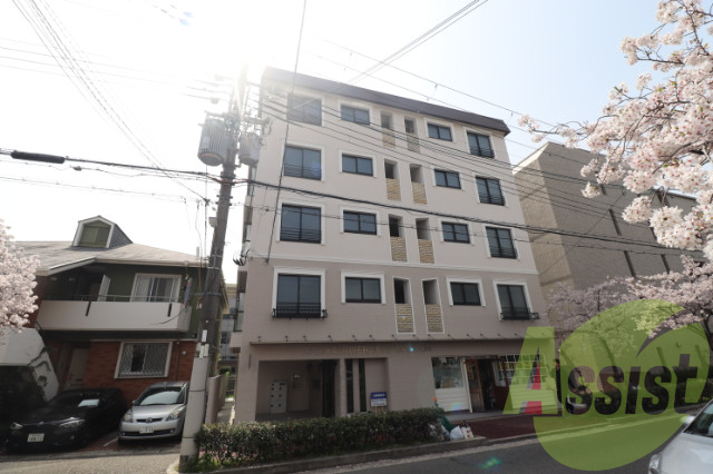 芦屋リバーウエストマンションの外観