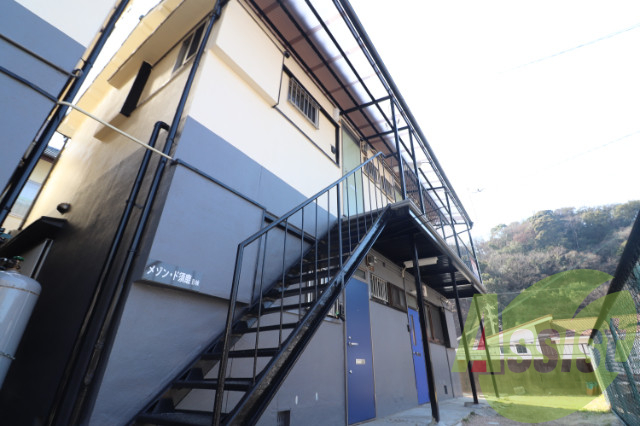 神戸市須磨区妙法寺字岡の賃貸アパートの外観