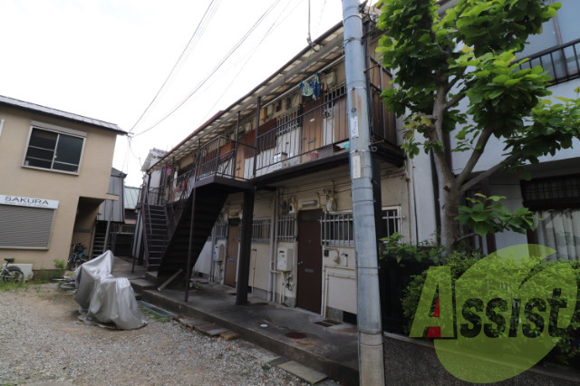うぐいす荘の外観