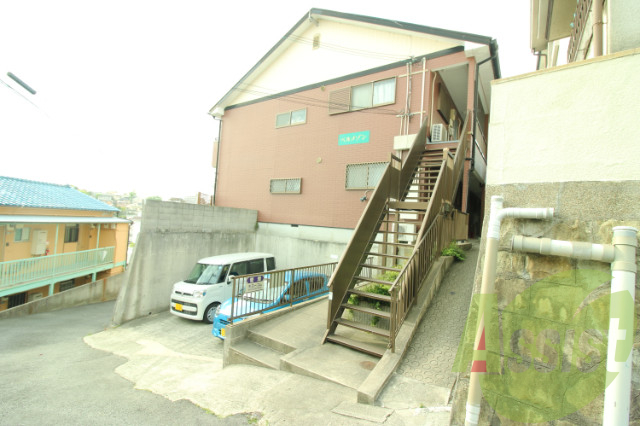 神戸市北区鈴蘭台北町１丁目の賃貸アパートの外観