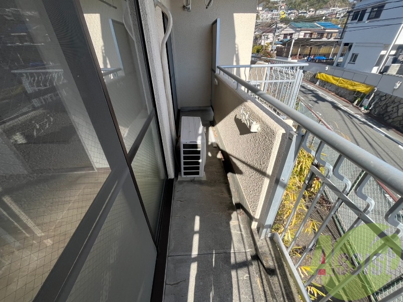 バルコニー バルコニー