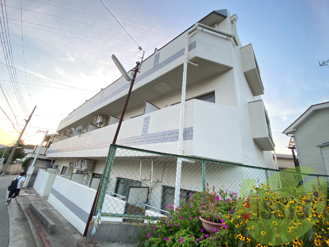 神戸市須磨区妙法寺字池町の賃貸マンションの外観