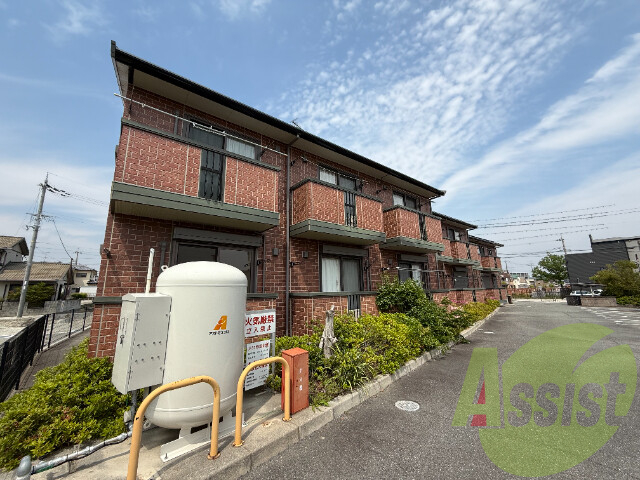 フローラ山の下の外観