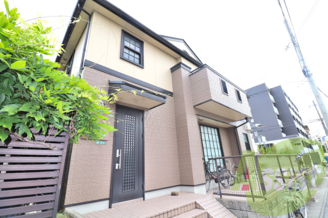 西宮市河原町の賃貸アパート