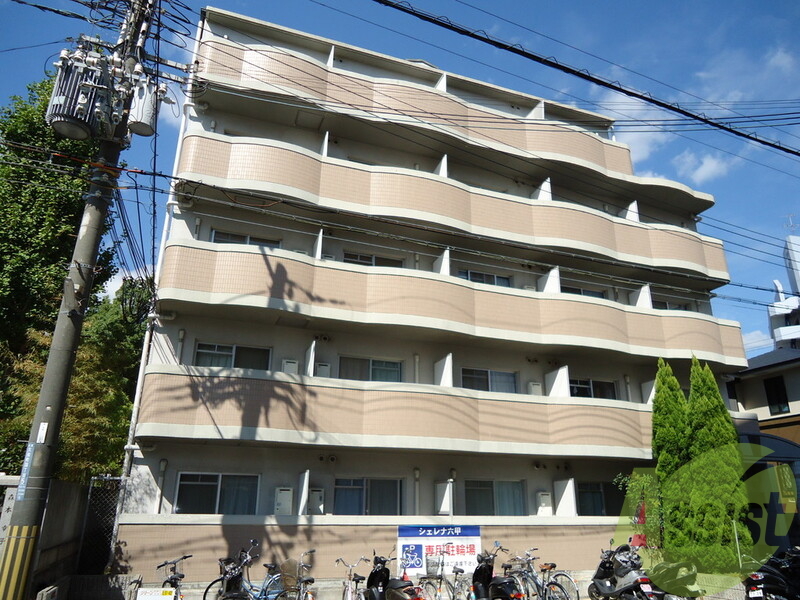 シェレナ六甲の外観