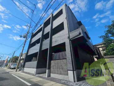 ルナ大久保駅前