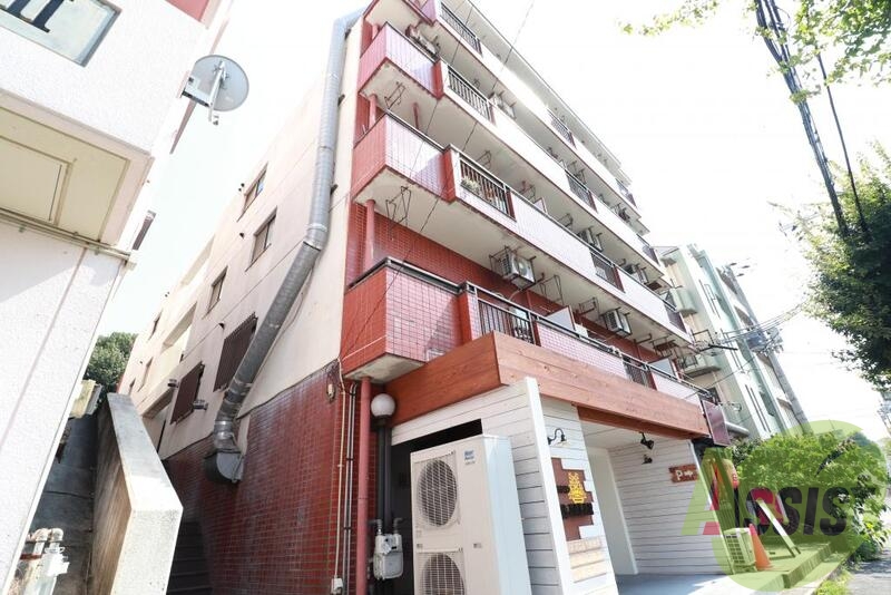 バンドーム大津和の外観