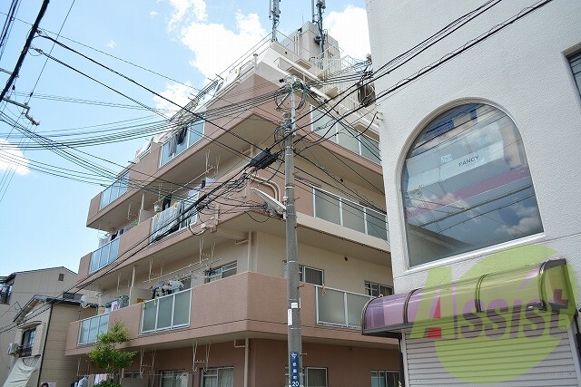 ロイヤル石井の外観