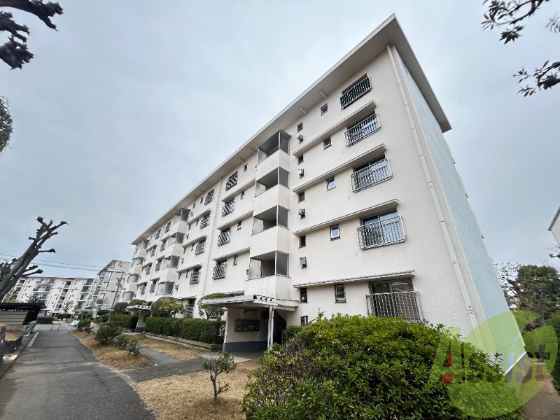 大久保東第1住宅9号棟の外観