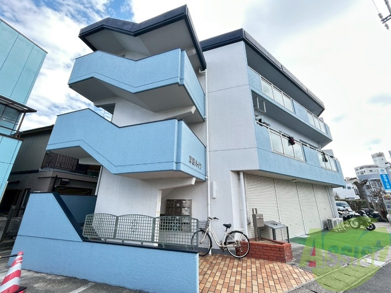 岸田ハイツの外観