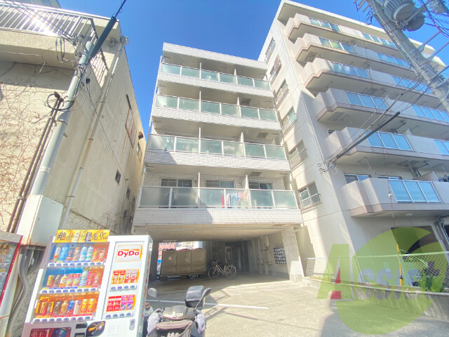 Wins Akashiの外観