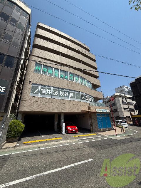 中西駅前ビルの外観