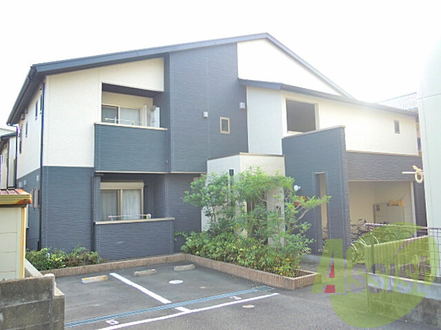 エミネンス蛍池の外観