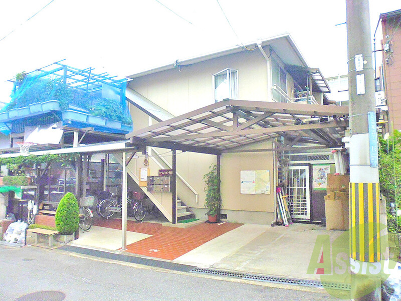 カームハイツ桜塚の外観