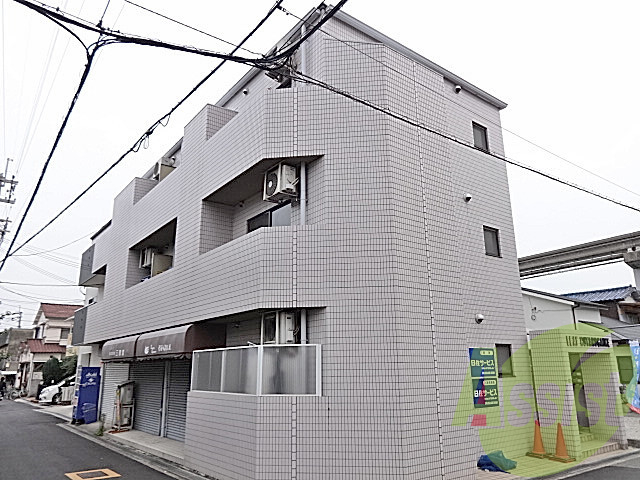 リーフ蛍池の外観